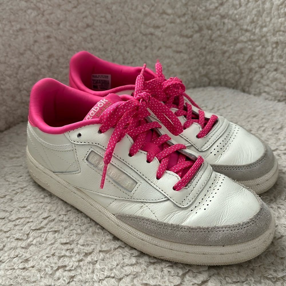 Pink Reebok Shoes